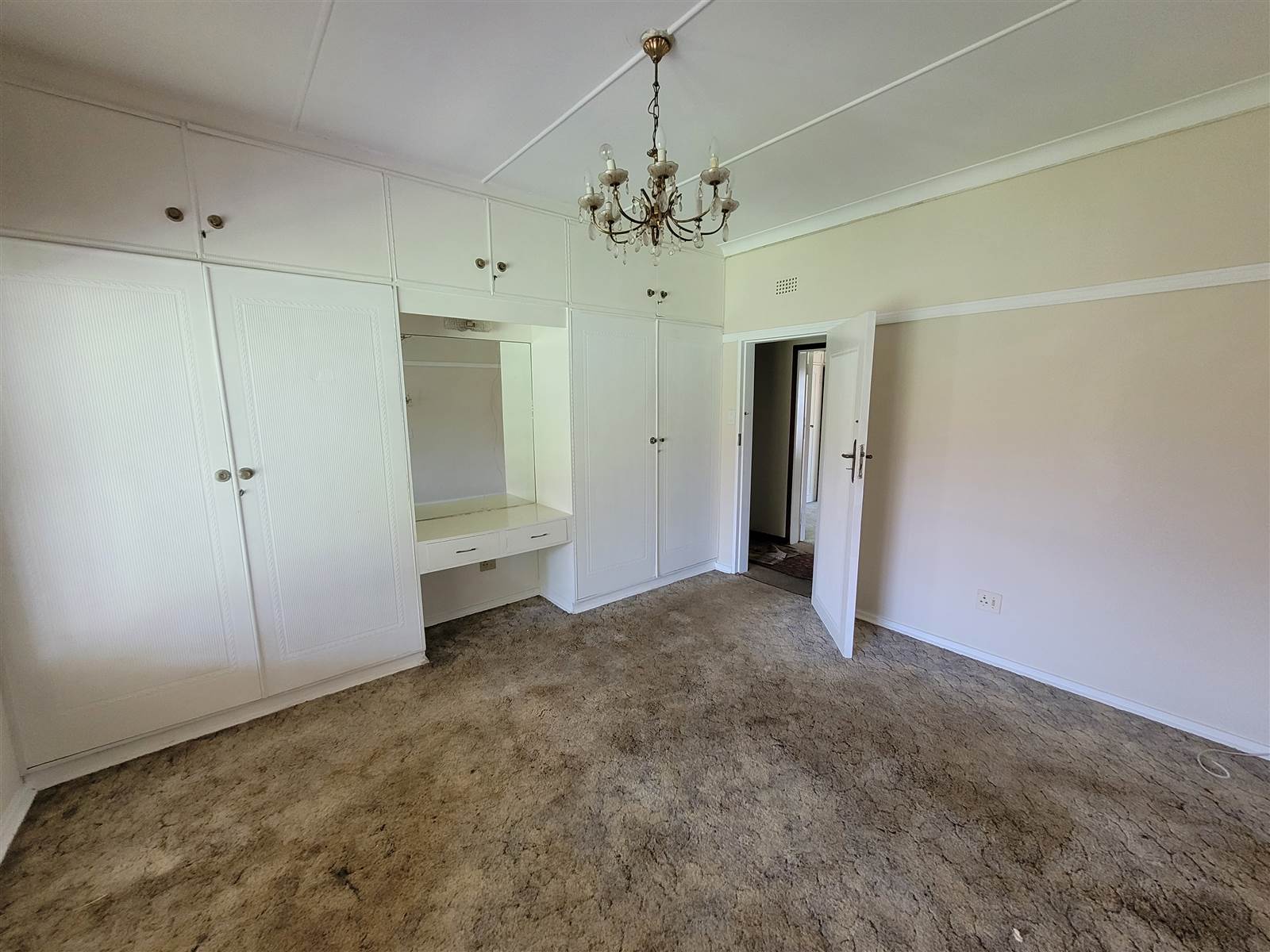 6 Bed House in Piet Retief photo number 18