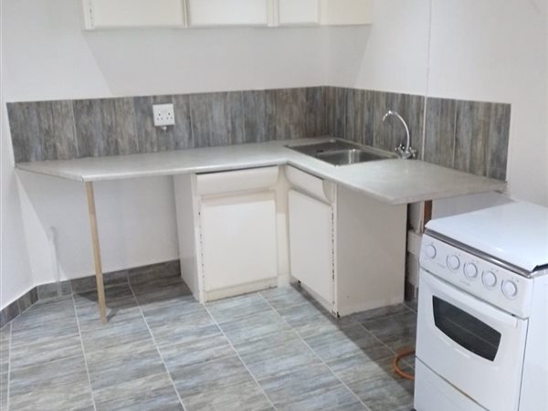1 Bed Flat in Parkhill Gardens