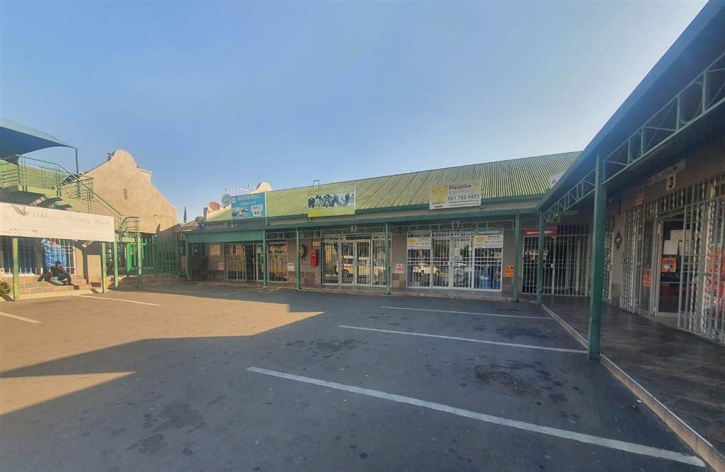 2662  m² Commercial space in Lambton photo number 7