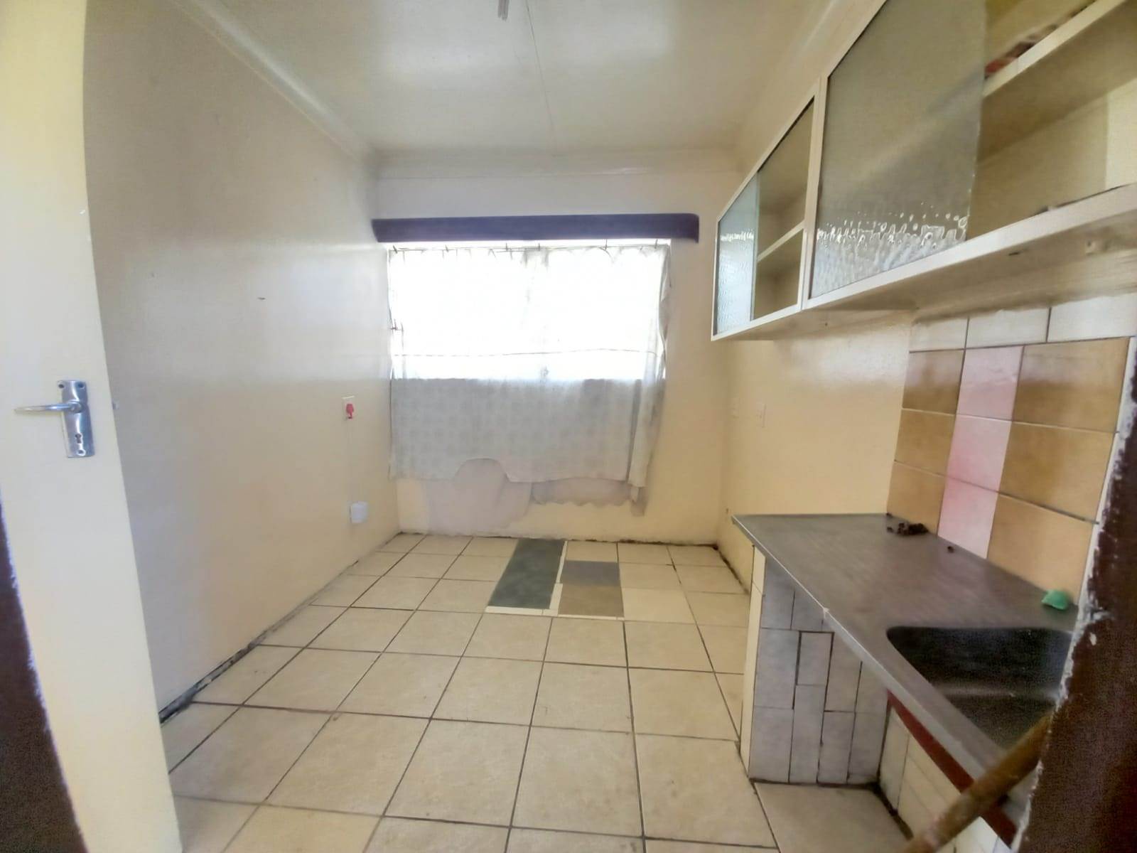 3 Bed House in Actonville photo number 6