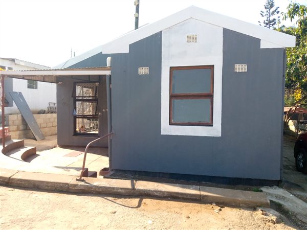 1 Bedroom House