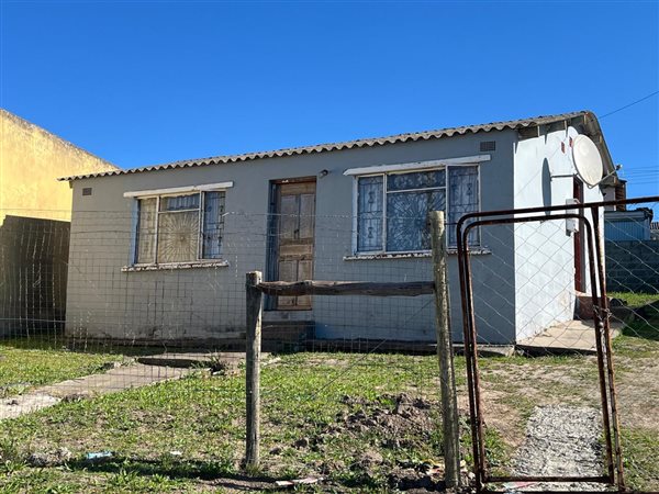 2 Bedroom House