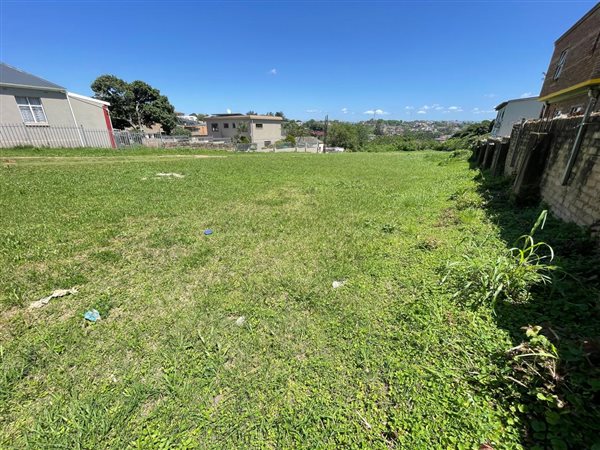 1 519 m² Land