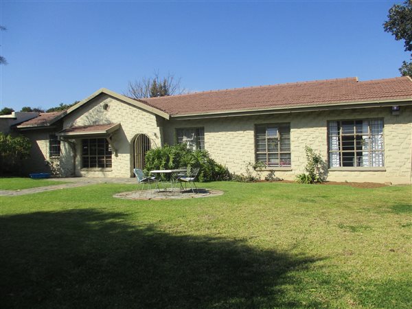 4 Bedroom House 4 Bedroom House