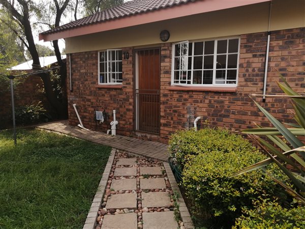 1 Bedroom Townhouse 1 Bedroom Townhouse