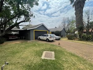 House in Bonaero Park