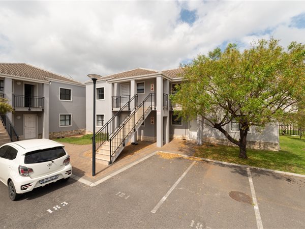 2 Bed Apartment in Heritage Park