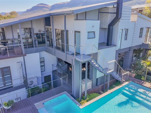 5 Bedroom House 5 Bedroom House