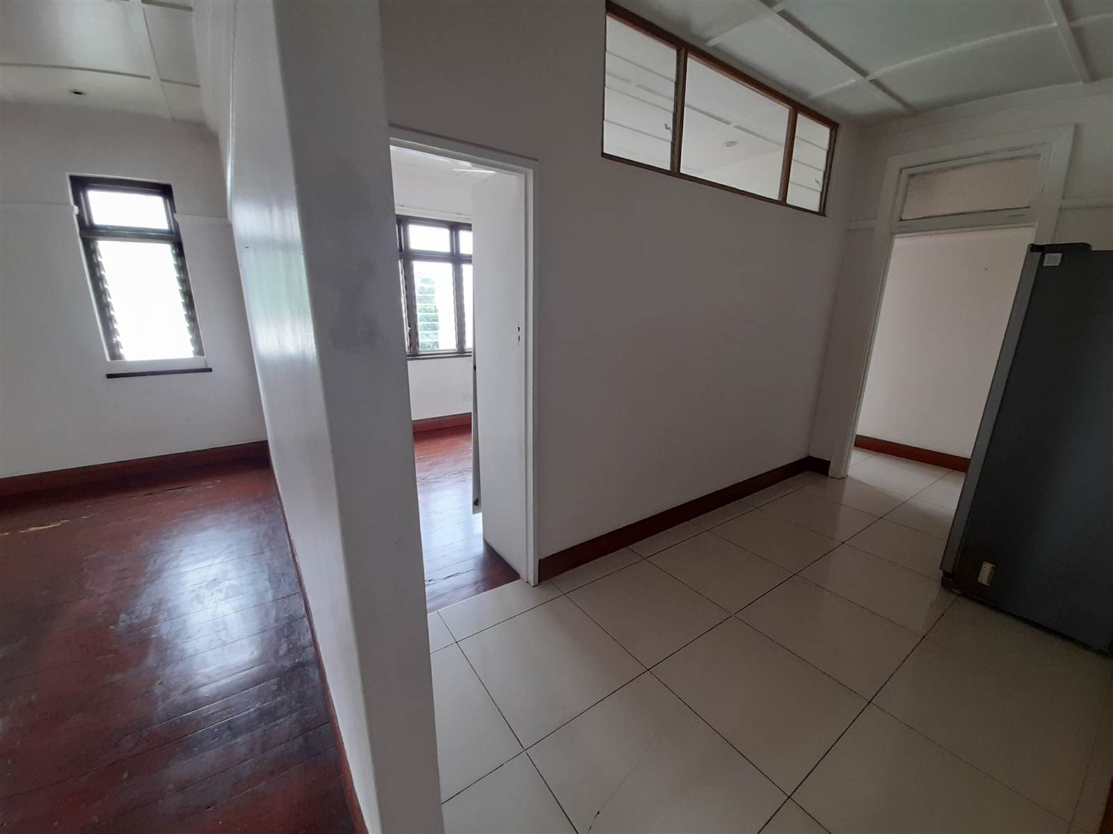 1.5 Bed Apartment in Bulwer photo number 15