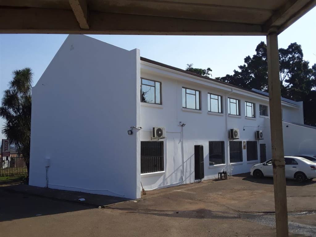 400  m² Commercial space in Pietermaritzburg Central photo number 1