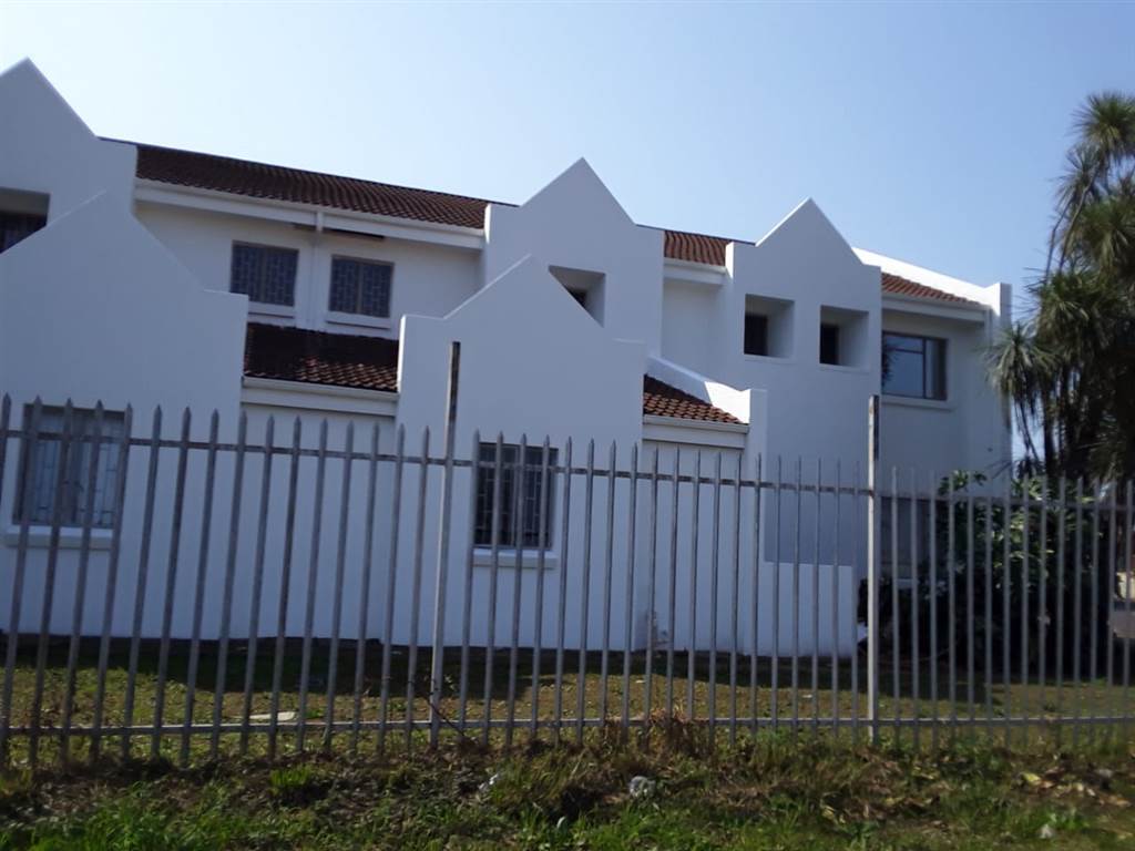 400  m² Commercial space in Pietermaritzburg Central photo number 16
