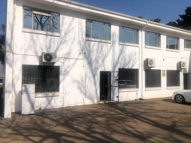 400  m² Commercial space in Pietermaritzburg Central photo number 2
