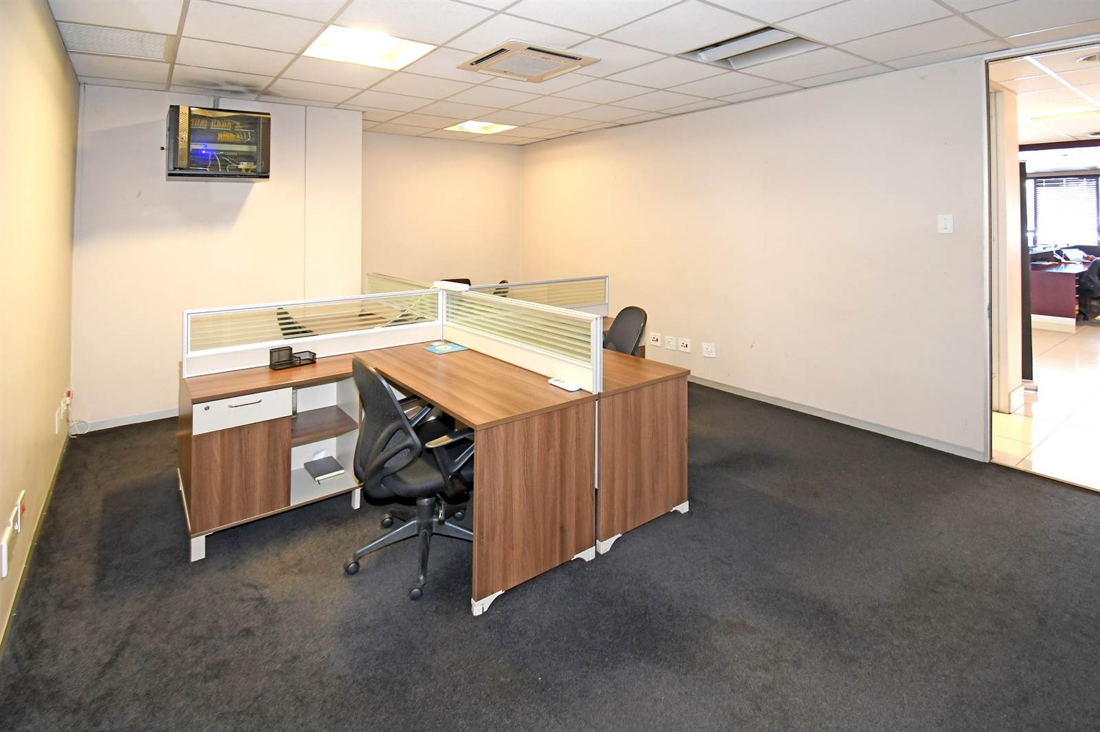 395  m² Office Space in Sunninghill photo number 24
