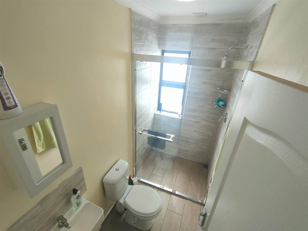 1 Bed Apartment in Panorama photo number 10
