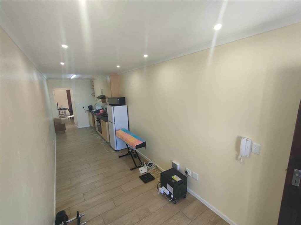 1 Bed Apartment in Panorama photo number 2