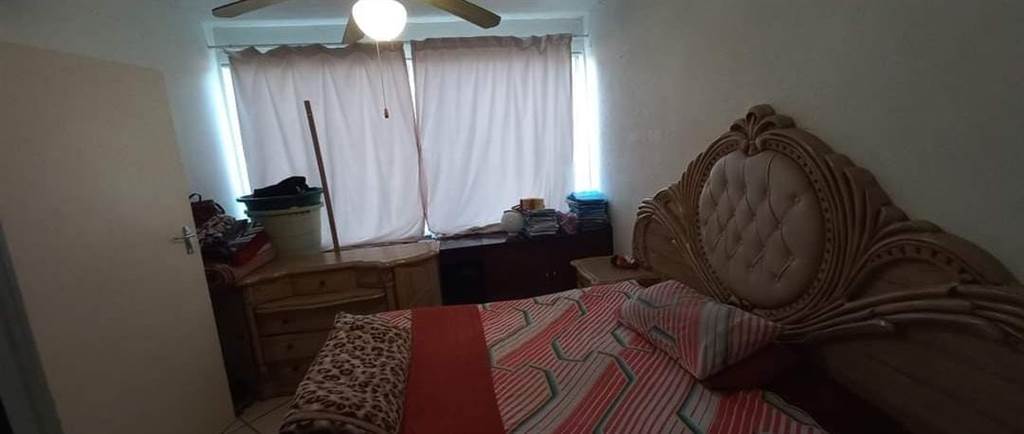1 Bed Apartment in Amalinda North photo number 18