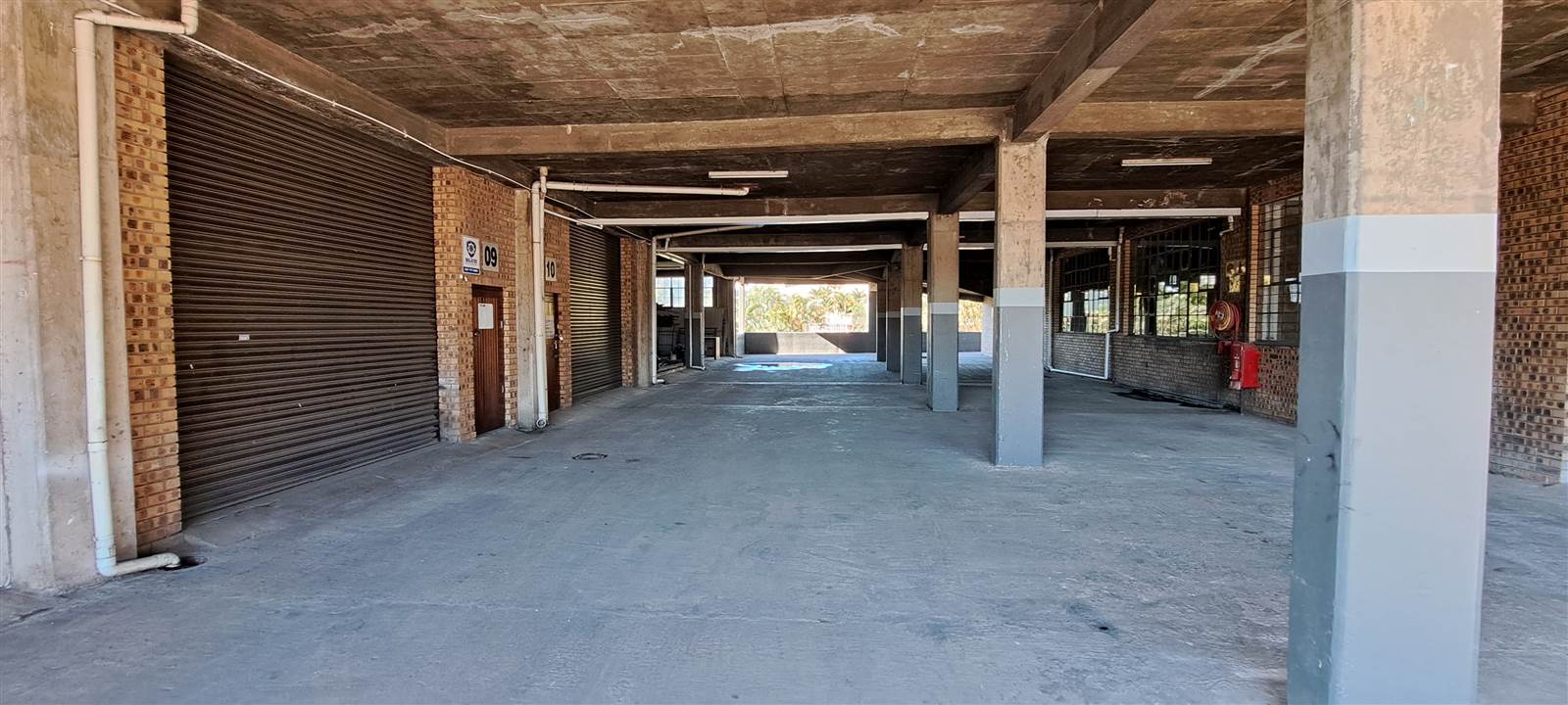 170  m² Industrial space in New Germany photo number 3