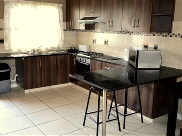 2 Bedroom Flat 2 Bedroom Flat