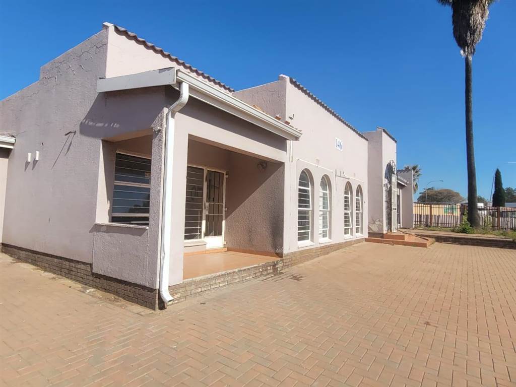 1400  m² Commercial space in Kempton Park Central photo number 8