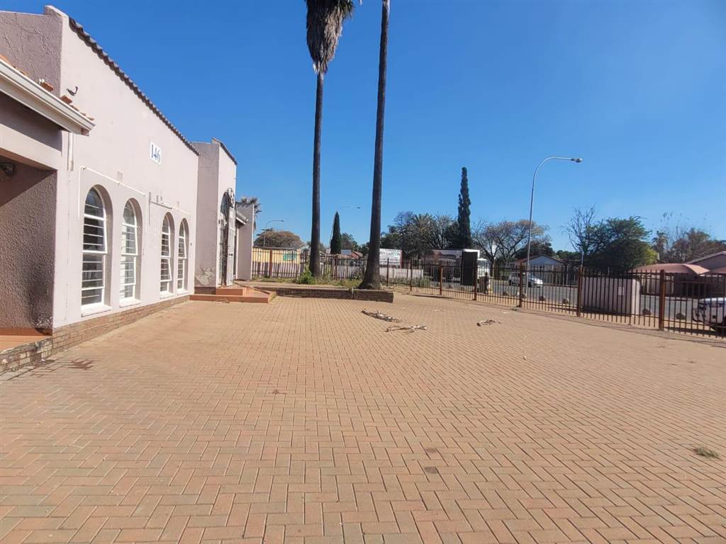 1400  m² Commercial space in Kempton Park Central photo number 7