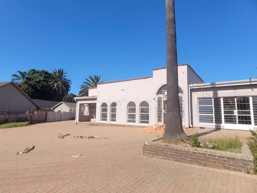 1400  m² Commercial space in Kempton Park Central photo number 2