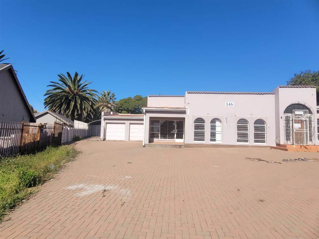 1400  m² Commercial space in Kempton Park Central photo number 11