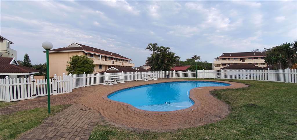 2 Bed Apartment in Shelly Beach photo number 18