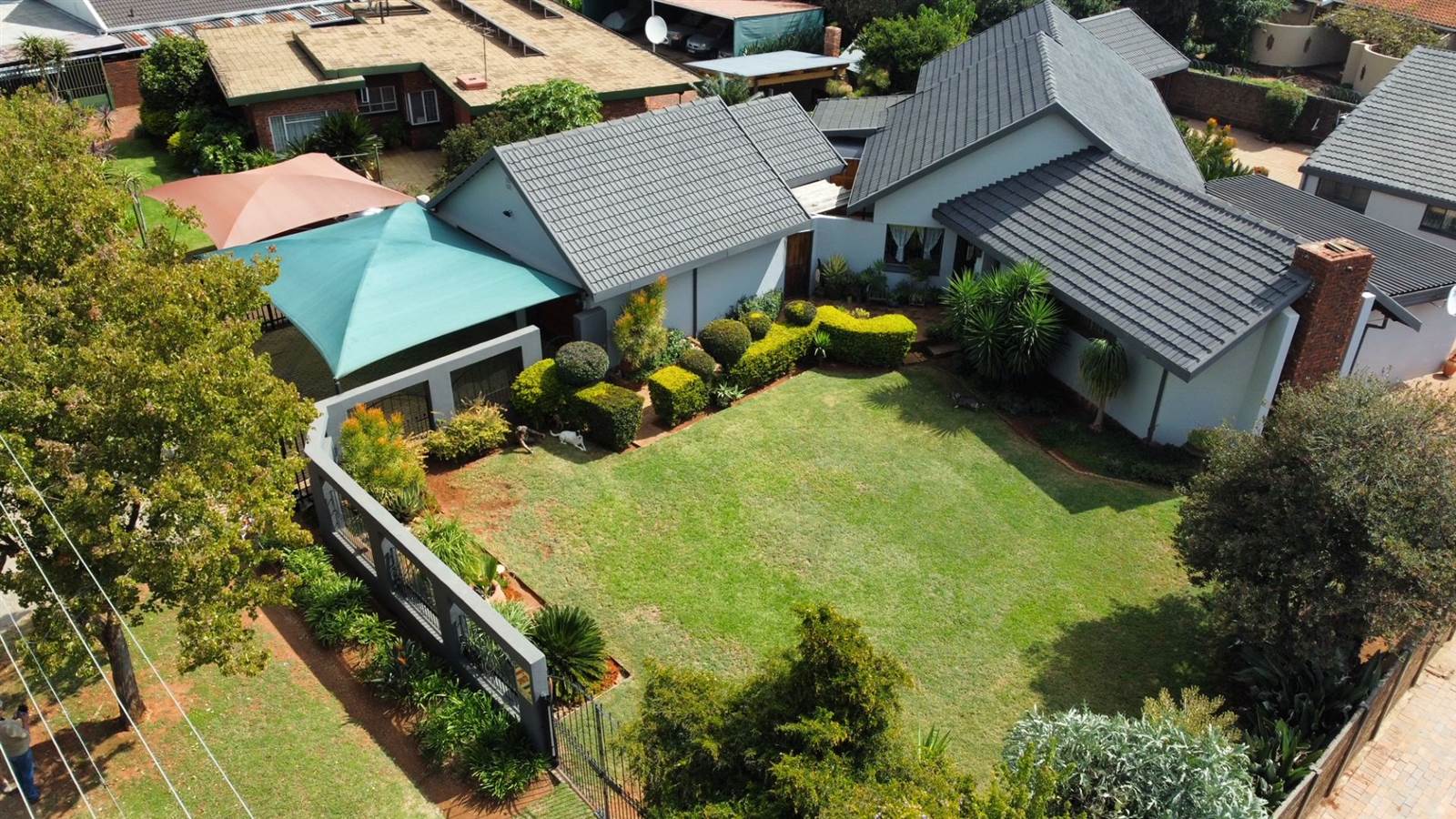 5 Bed House in Doringkloof photo number 1
