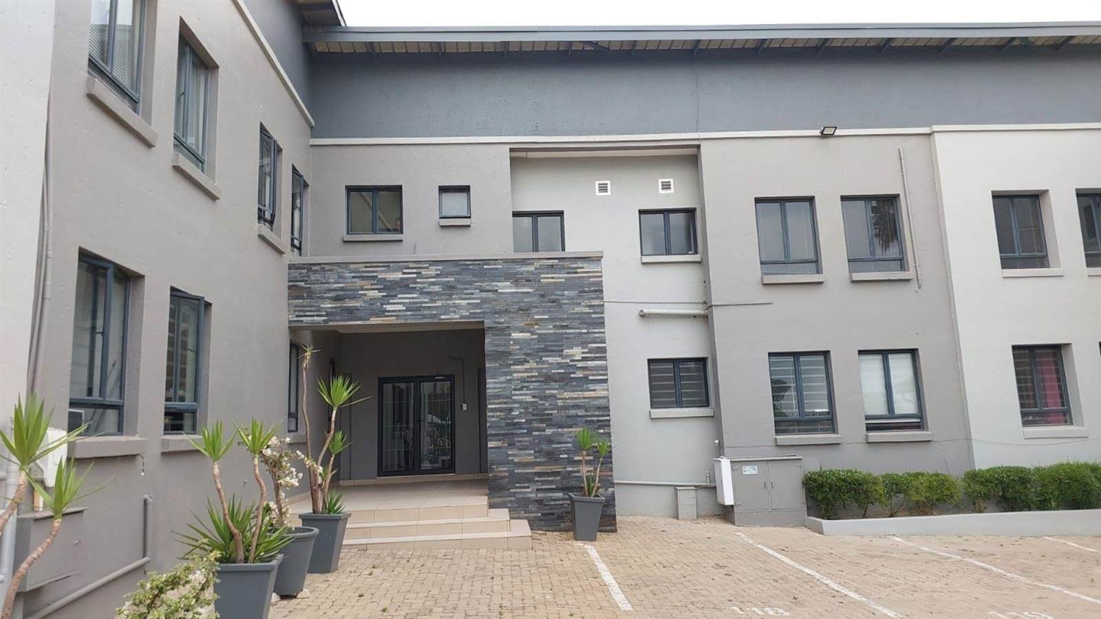 71  m² Commercial space in Randpark Ridge photo number 10