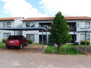 2 Bed Townhouse in Waterfall Estate