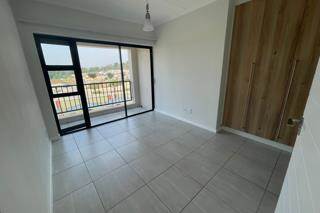 1 Bed Apartment in Waterfall Estate photo number 7