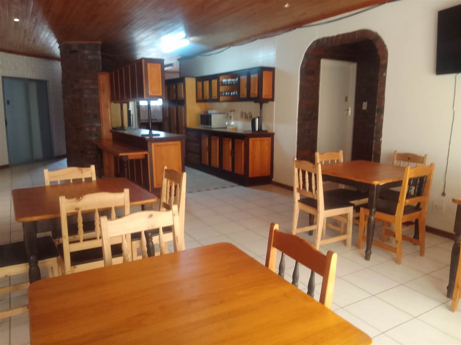 5 Bed House in Aliwal North photo number 4