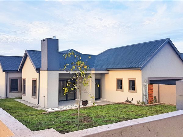 3 Bedroom House 3 Bedroom House