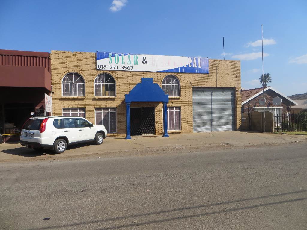 1489  m² Commercial space in Fochville photo number 2