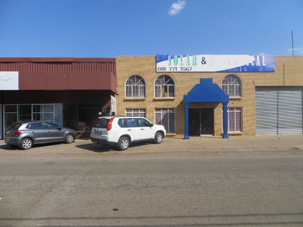 1489  m² Commercial space in Fochville photo number 14