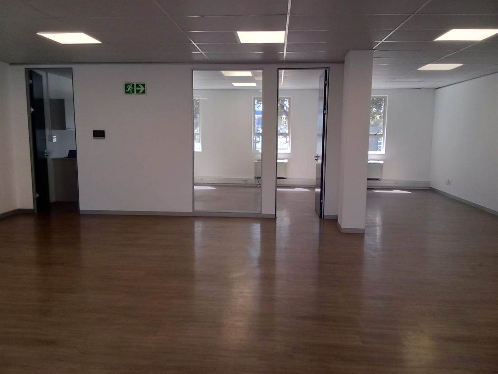 576.85  m² Office Space in Plumstead photo number 2