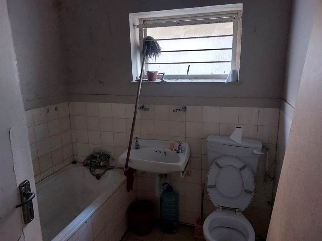 1 Bed Flat in Quigney photo number 9