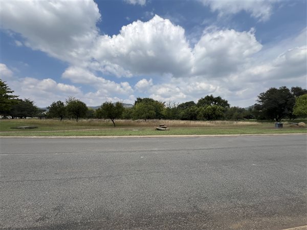 1091 m² Land available in Xanadu