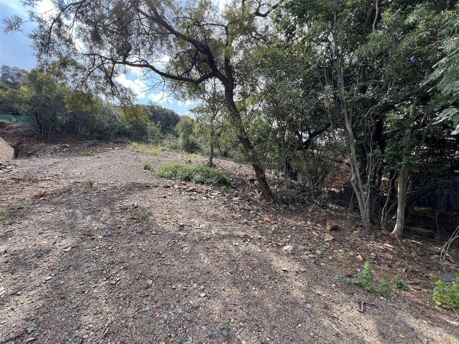 1091 m² Land available in Xanadu photo number 3