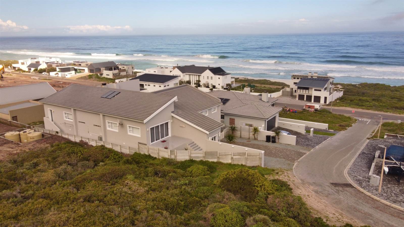 897 m² Land available in Yzerfontein photo number 3