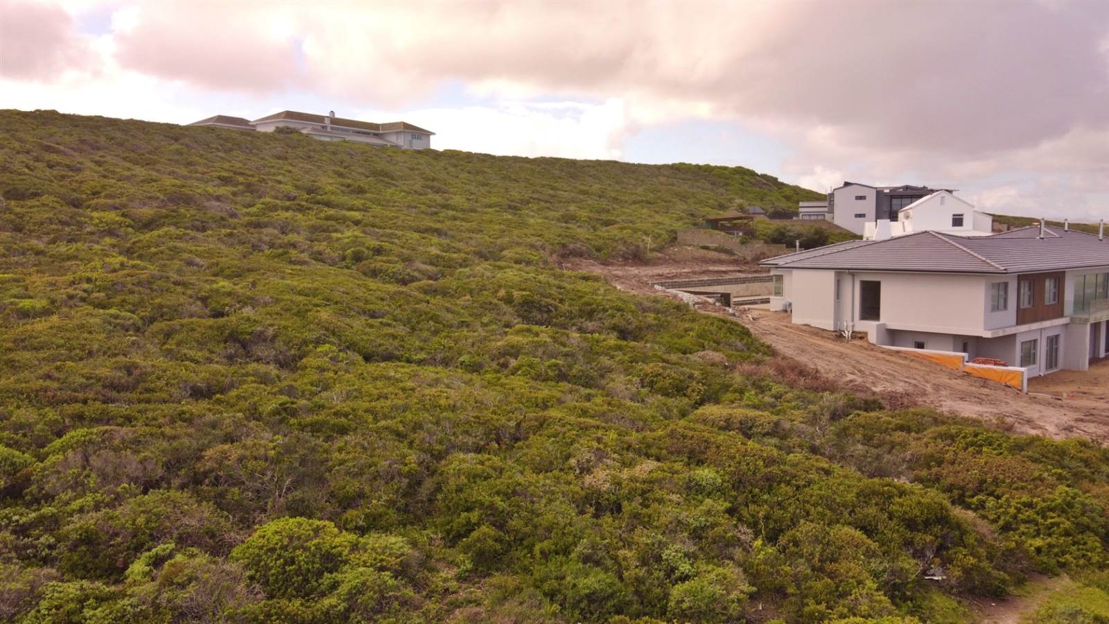 897 m² Land available in Yzerfontein photo number 9