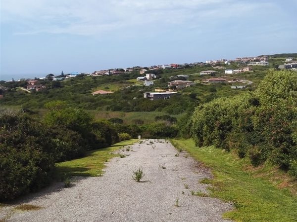 966 m² Land available in West Bank