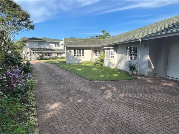 7 Bed House in Mt Edgecombe