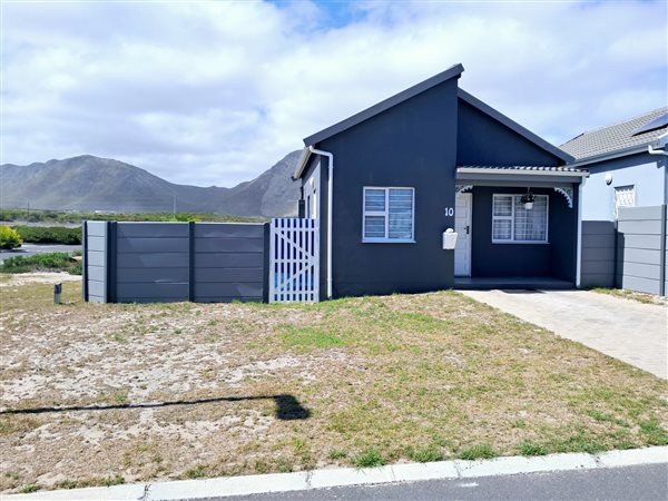 2 Bedroom House 2 Bedroom House