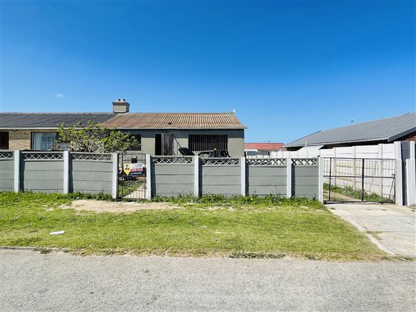 2 Bedroom House 2 Bedroom House