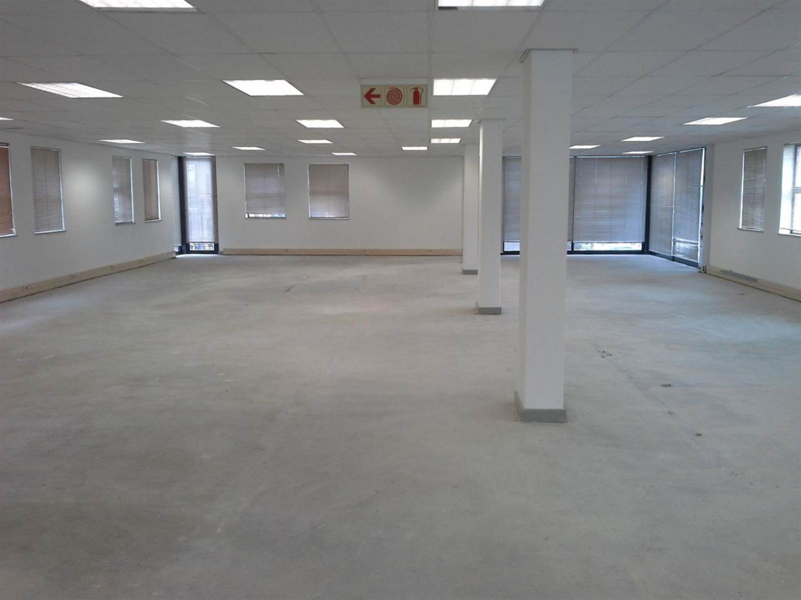 472  m² Commercial space in Paulshof photo number 8