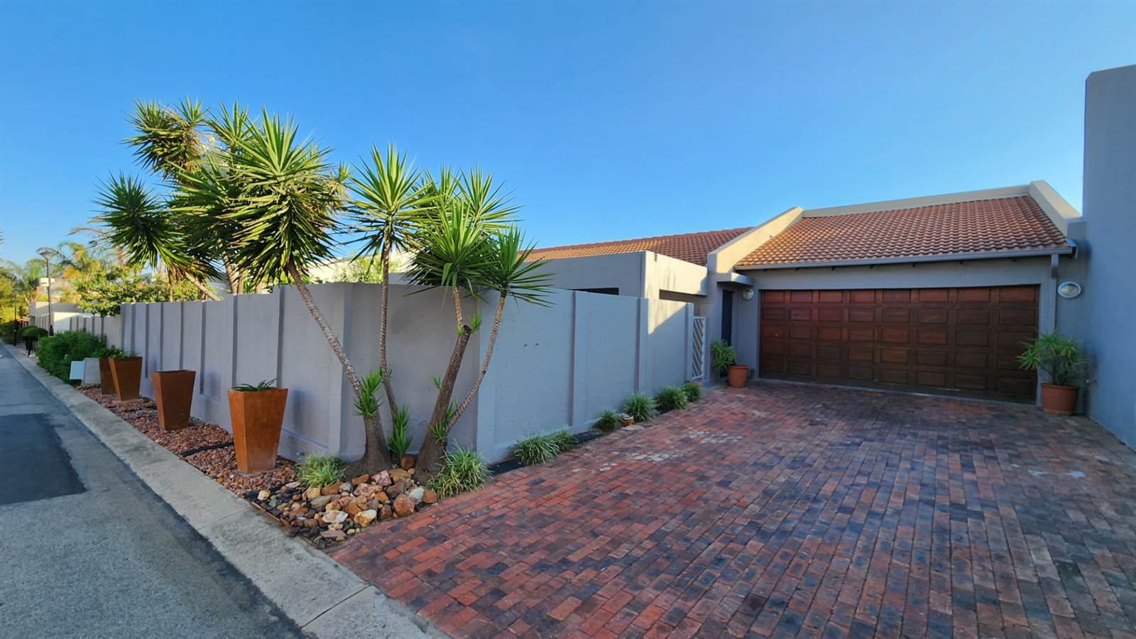 2 Bed House in Fourways photo number 29
