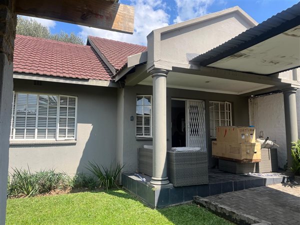 2 Bedroom Townhouse