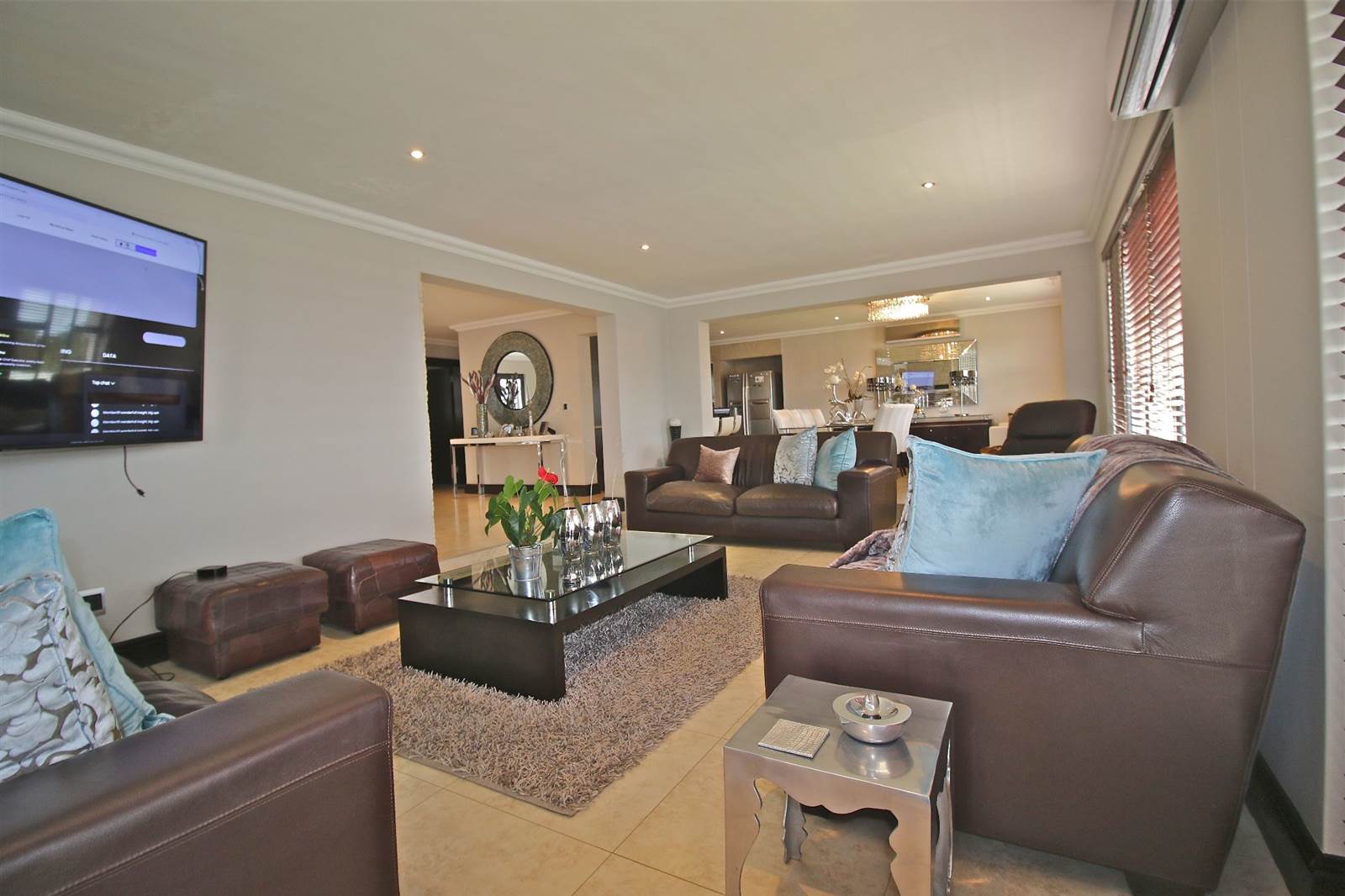 4 Bed House in Baronetcy Estate photo number 5