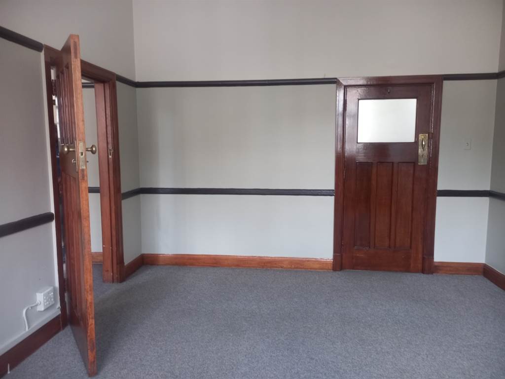 38  m² Office Space in Pretoria Central photo number 3
